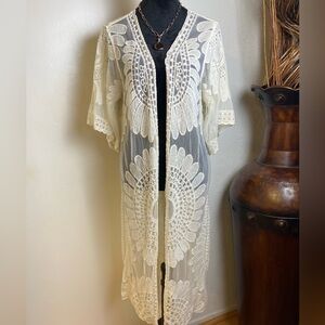 Rebellion again floral lace duster kimono, Size S